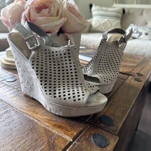 Chinese Laundry Grey Suede Wedges